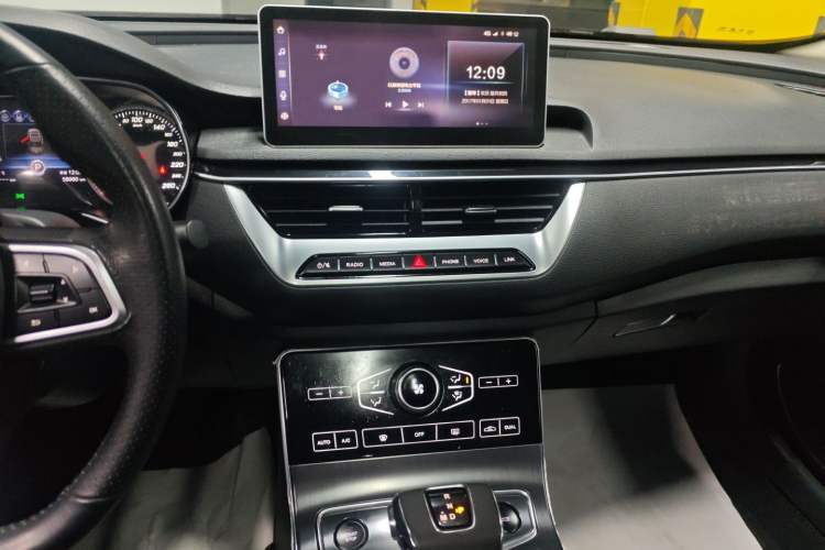 Used Hongqi H5 2020 1.8T Automatic ZhiLian QiYun Edition
