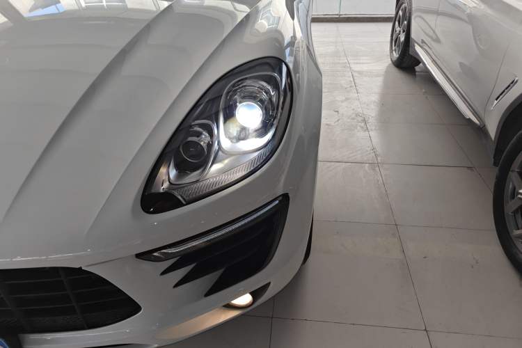 Used Porsche Macan 2017 Macan 2.0T