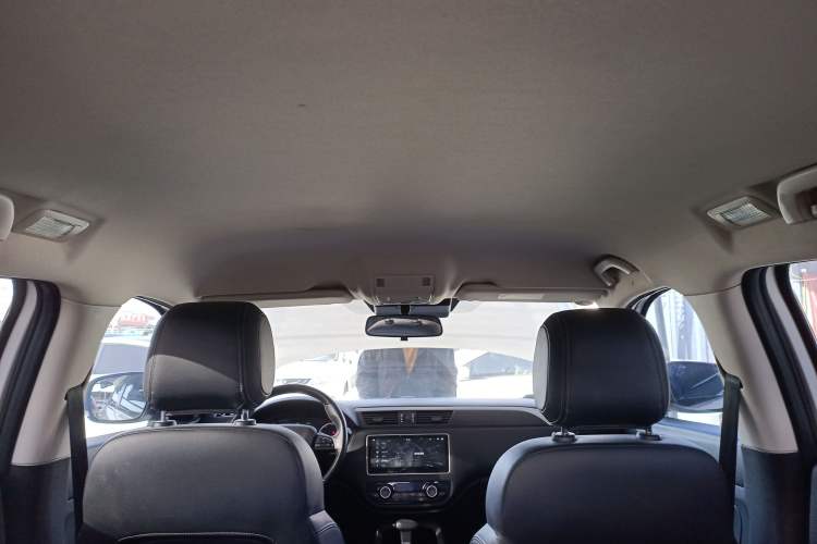 Used Qoros 5 2018 Revised Version 1.6T Automatic Leading Edition