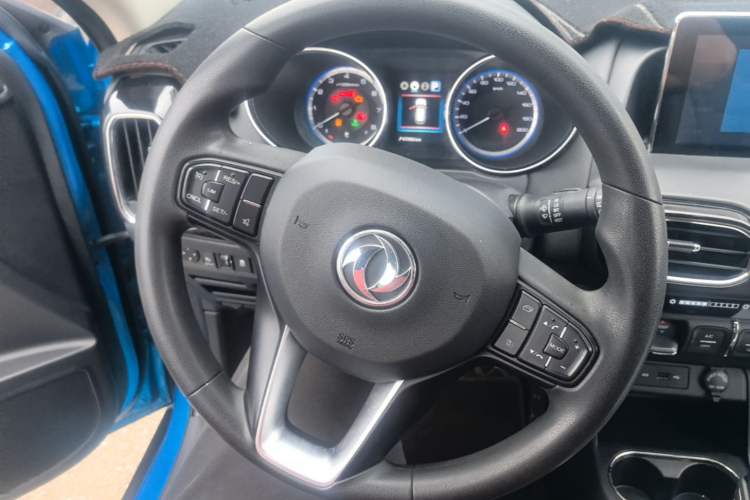 Used Dongfeng Aeolus AX4 2017 1.6L DCT Trendy Style
