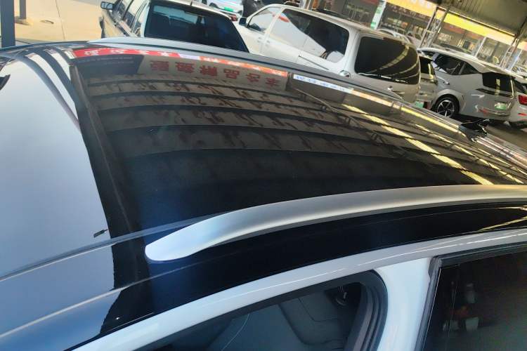 Used Volkswagen ID.4 X 2025 Smart Version Pure & Intelligent Enjoyment Edition Roof