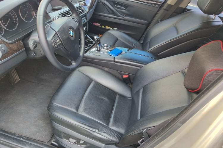 Used BMW 5 Series 2011 523Li Luxury Model