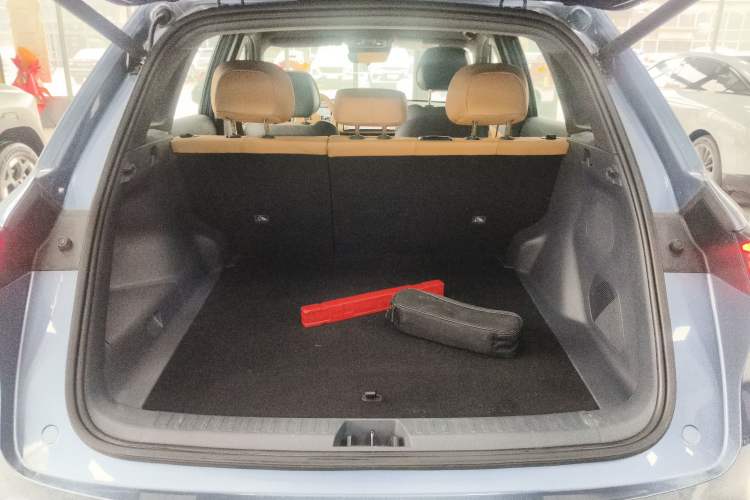 Used Geely Galaxy Galaxy Xingjian 7 EM-i 2025 120km Flagship Edition
