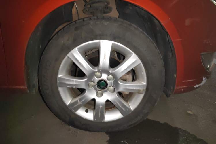 Used Skoda Fabia 2012 1.4L Automatic Crystal Edition
