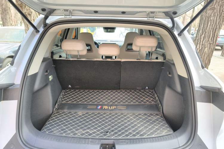 Used BYD Yuan UP 2025 Intelligent Driving Version 401 KM Dynamic Edition Trunk