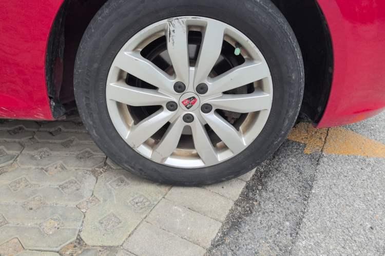 Used Roewe 350 2015 1.5L Manual Luxury Sunroof Edition