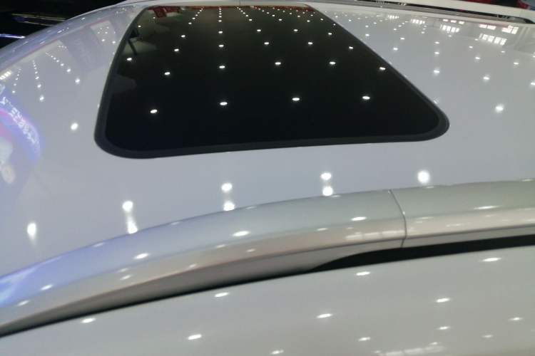 Used Wuling Alvez 2022 1.5L Manual Comfort Version
