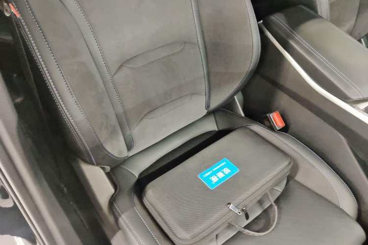 Used Geely Auto Preface 2024 2.0TD Qingyun Edition Right Front Seat