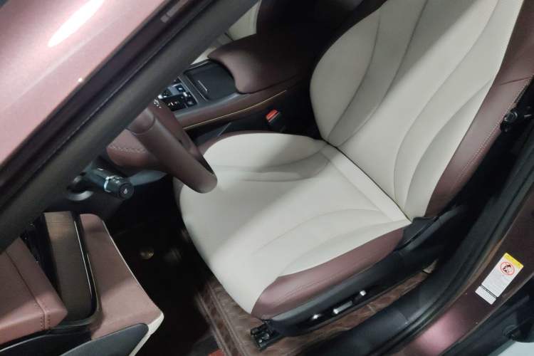 Used BYD Seal 2023 DM-i 1.5T 121km Prestige Model