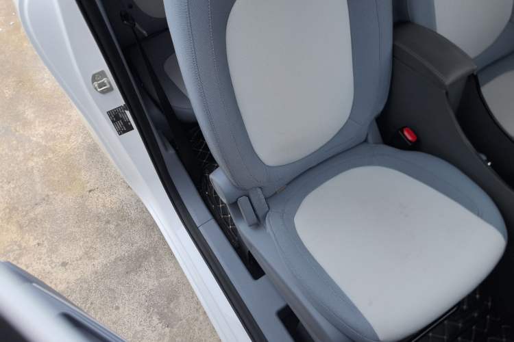 Used Bestune Pony 2025 222km Range Linglong Horse