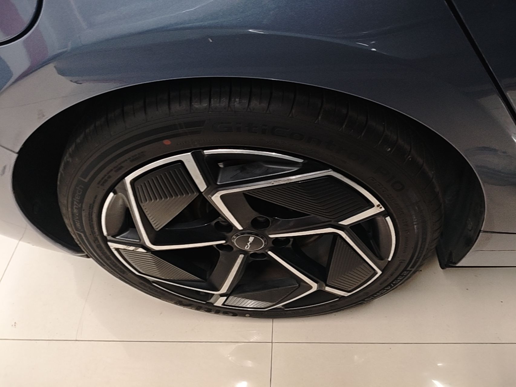 BYD Seal 2022 700 km Long-Range Rear-Wheel-Drive Version — снимка 11