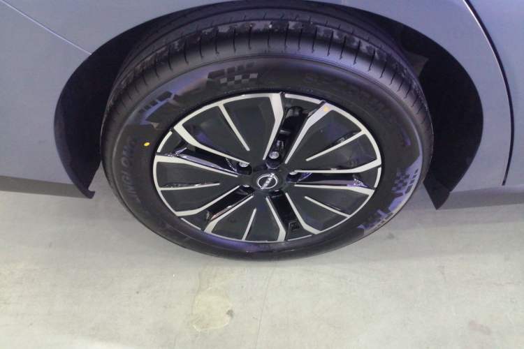 Used Nissan N6 2026 Model 180 Max
