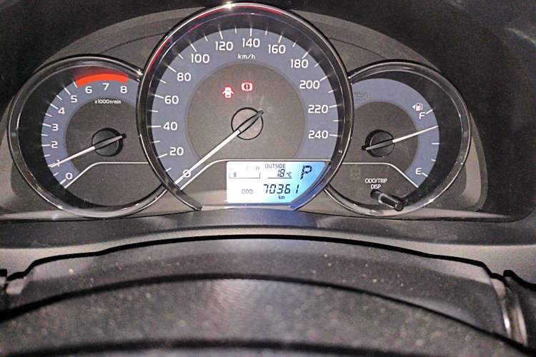 Used Toyota Corolla 2017 Revised Version 1.2T S-CVT GL Odometer Close Up