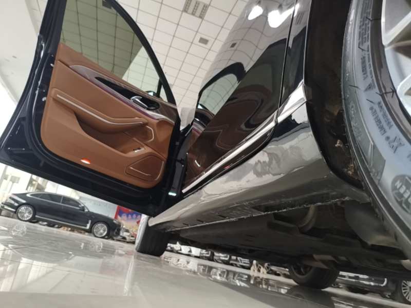 Used Hongqi H9 2022 2.0T Smart Connect Flagship Edition – Chinese Trim Xiang — 21