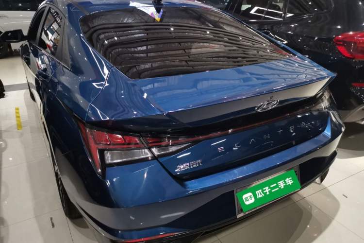 Used Hyundai Elantra 2021 1.5L CVT LUX Prestige Edition
