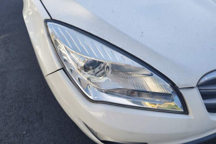 Used CHANGAN CS35 2016 1.6L Automatic Luxury Model China V Standard
