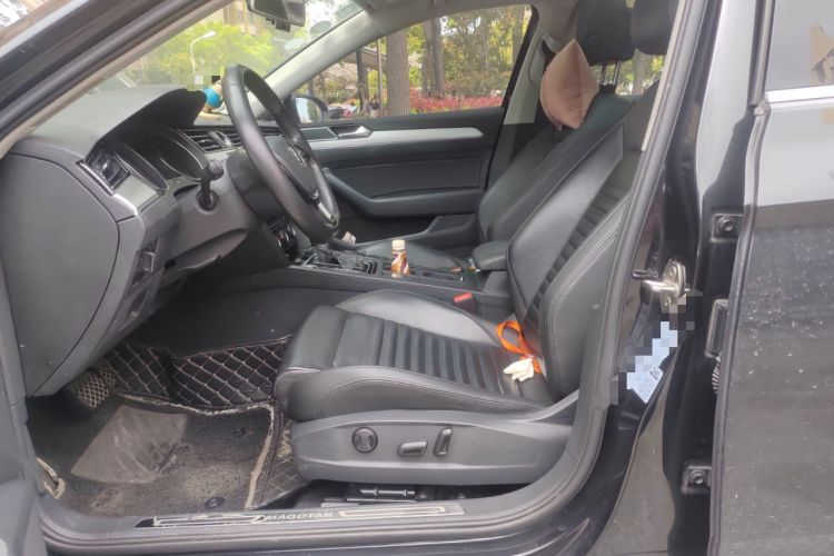 Used Volkswagen Magotan 2017 330TSI DSG Leading Model Left Front Seat