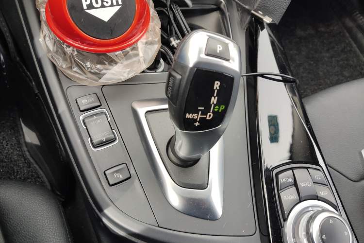 Used BMW 3 Series 2016 320i Fashion Model