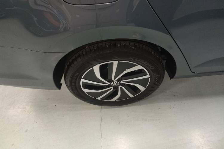 Used Volkswagen Lavida 2023 New Sharp 1.5L Automatic New Wish Edition
