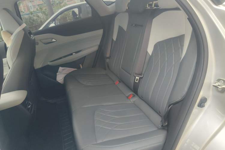Used CHANGAN UNI-Z New Energy 2024 Blue Whale Smart Electric iDD 125km Beyond Edition Left Rear Seat