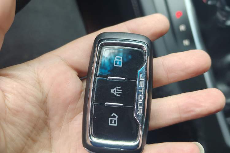 Used JETOUR X70M 2021 1.5T DCT Luxury Partner Model 5 Seats