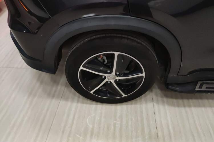 Used Honda Vezel 2020 1.5L CVT Pioneer Edition Exterior 5