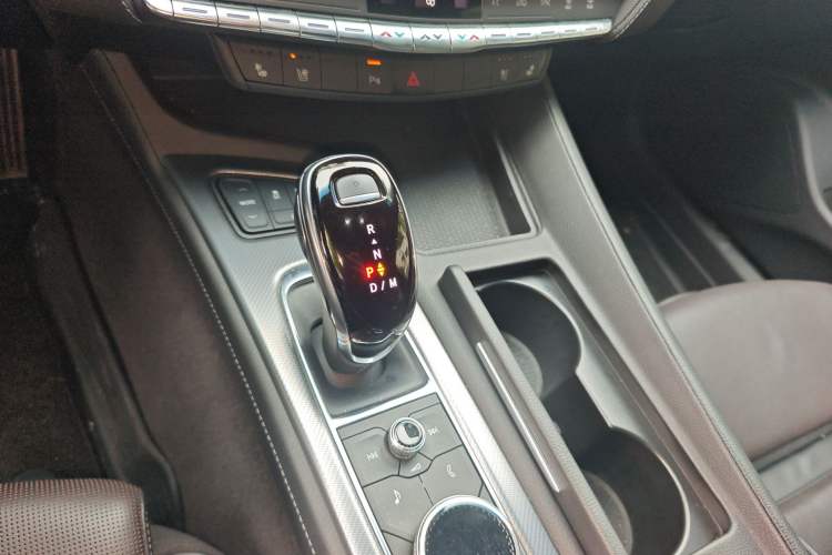 Used Cadillac CT5 2021 28T Advanced Sport Model Gear Lever