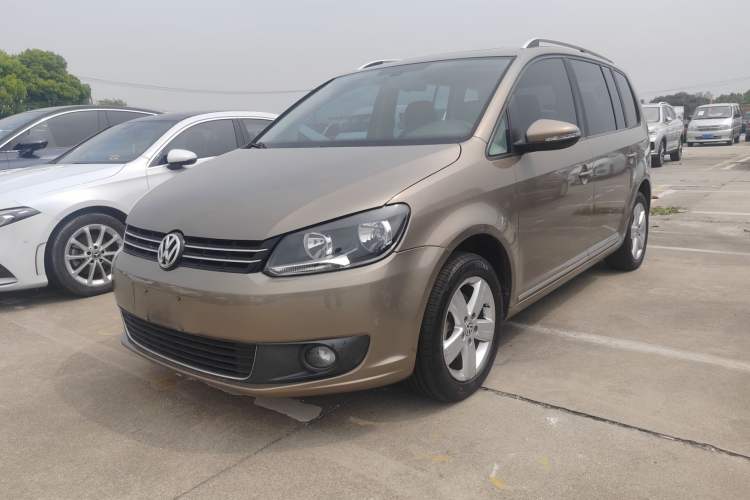 Used Volkswagen Touran 2015 1.4T DSG Comfort Edition 5 Seats