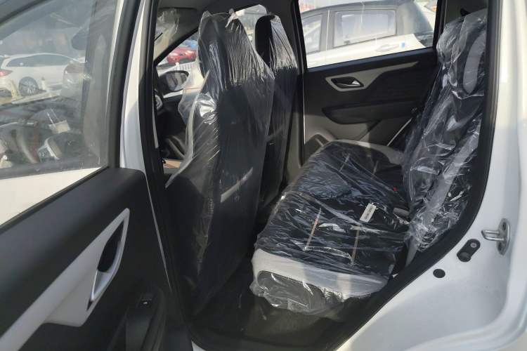 Used JAC Yiwei E10X 2024 Charming Edition 301km Lite