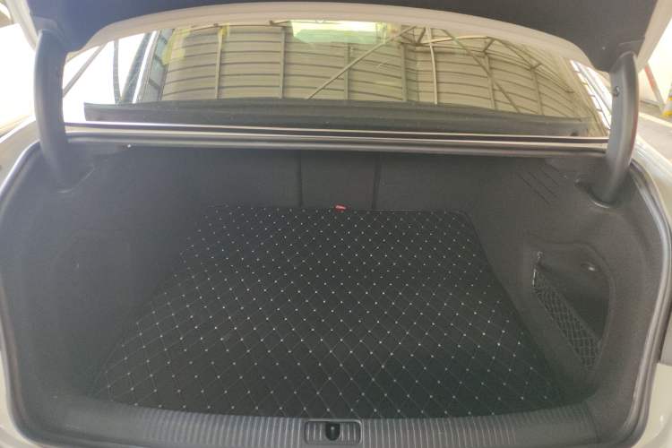 Used Audi A4L 2018 30th Anniversary Edition 40 TFSI Trendy Model
