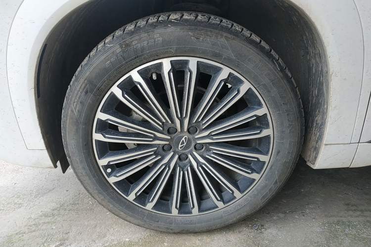 Used Chery Tiggo 9 2025 2.0T Automatic Two-Wheel Drive Luxury Edition 5 Seats