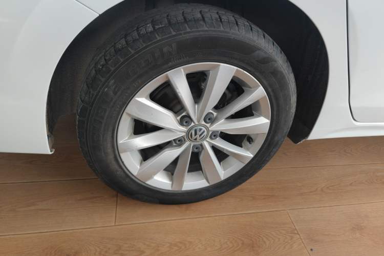Used Volkswagen Bora 2019 1.5L Automatic Comfort Model Right Rear Wheel Hub