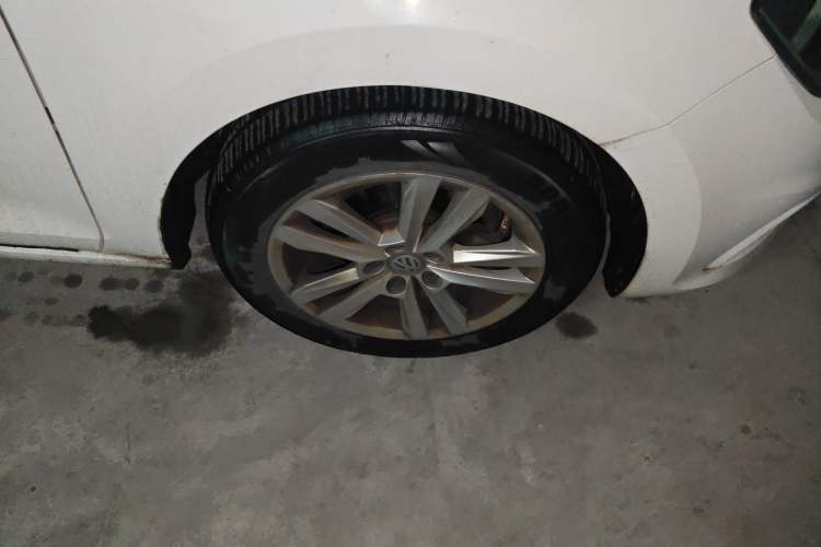 Used Volkswagen Santana 2016 1.6L Manual Comfort Edition
