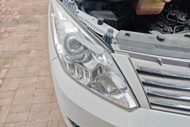 Used FORTHING Lingzhi PLUS 2021 2.0L Manual Luxury 7-Seater