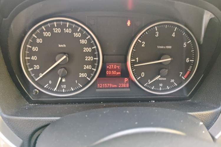 Used BMW 3 Series 2010 320i Luxury Model
