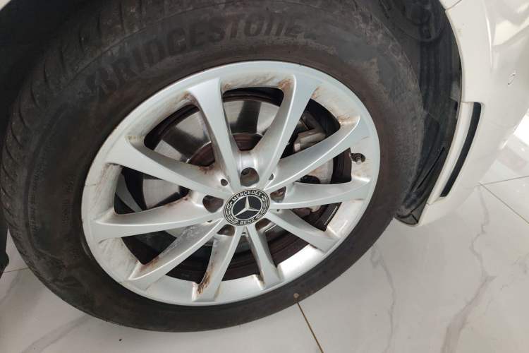 Used Mercedes-Benz A-Class 2022 Restyled A 200 L Sport Sedan Dynamic Version Right Rear Wheel Hub