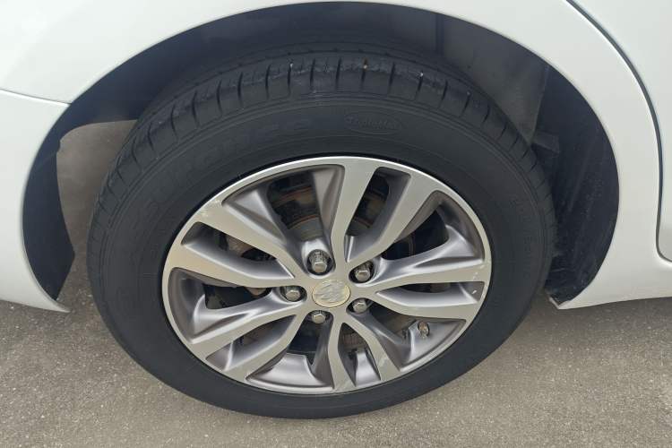 Used Buick GT 2019 18T Automatic Connected Elite Model China V Standard
