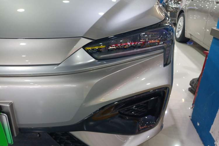 Used AION S 2023 Meizu 580 Lithium Iron Phosphate Left Front Headlight