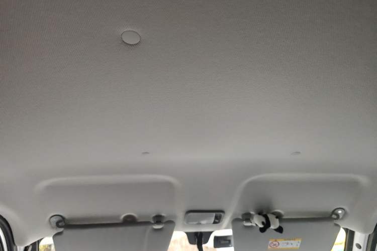 Used Wuling Zhiguang New Energy 2025 Model 305km Ambitious Edition