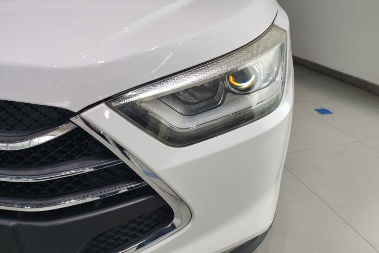 Used JAC Group Refine S3 2014 1.5L CVT Luxury Smart Model