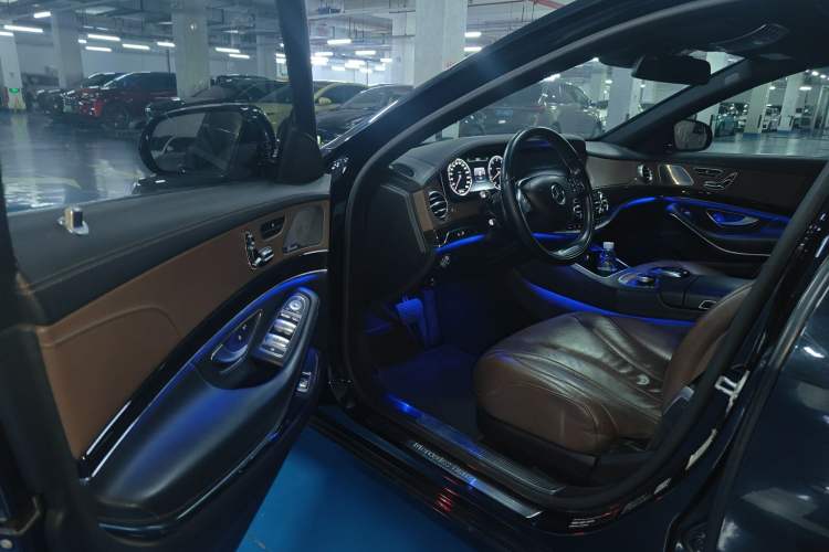 Used Mercedes-Benz S-Class 2014 S 320 L Luxury Model
