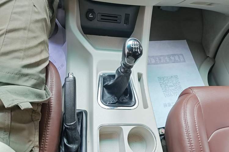 Used FORTHING Lingzhi 2018 M5L 2.0L 7-Seater Comfort Model