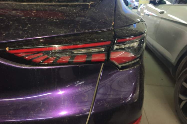 Used CHANGAN UNI-T 2022 1.5T Flagship Edition Right Rear Taillight