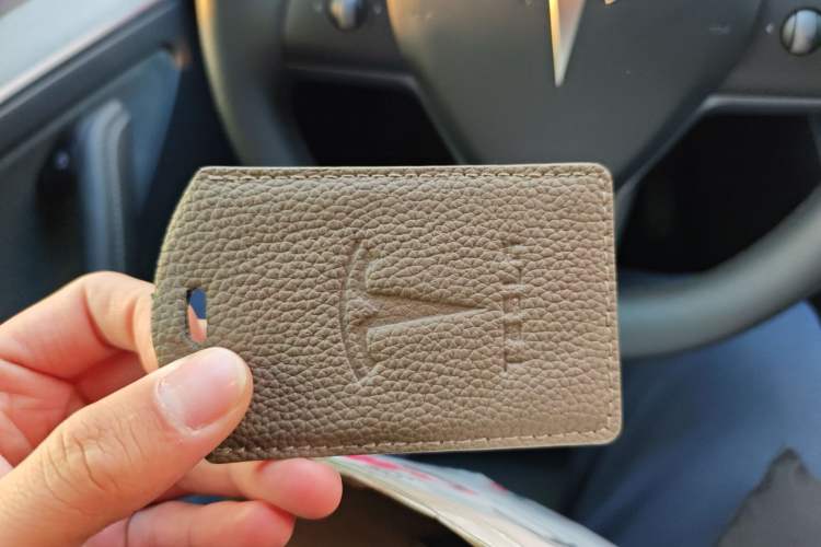 Used Tesla Model Y 2024 Rear-Wheel-Drive Version
