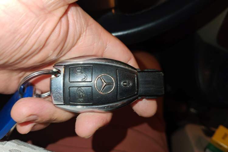 Used Mercedes-Benz Viano 2013 3.0L Navigator Edition
