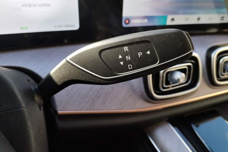 Used Chery Tiggo 9 C-DM 2025 1.5T 106KM Ultra-Enjoyment Version 5 Seats Lithium Iron Phosphate
