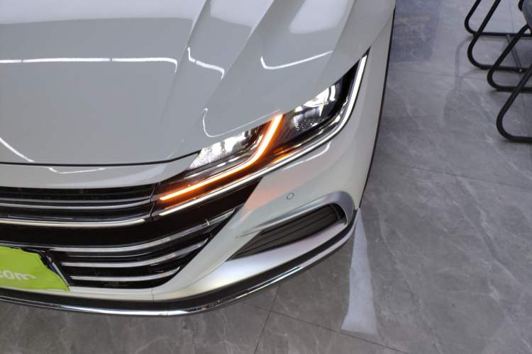 Used Volkswagen FAW-Volkswagen CC 2024 Estate Car 380TSI Hunter's Heart Edition Left Front Headlight