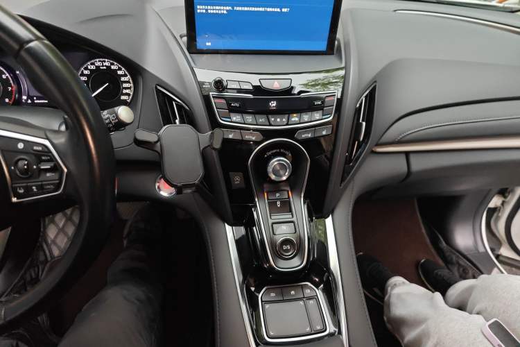 Used Acura RDX 2019 2.0T Enjoyment Version China VI Standard Audio And AC Panel