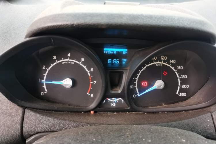 Used Ford EcoSport 2013 1.5L Manual Comfort Model Instrument Cluster