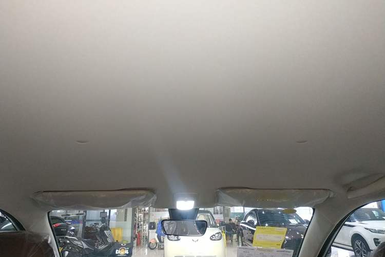 Used Wuling Bingo 2025 333 km Enjoyment Version Headliner